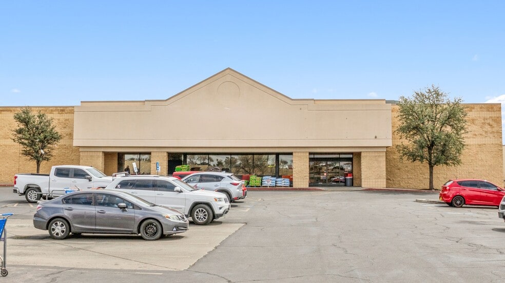 2350 E Lohman Ave, Las Cruces, NM à vendre - Photo de l’immeuble – Image 3 sur 4