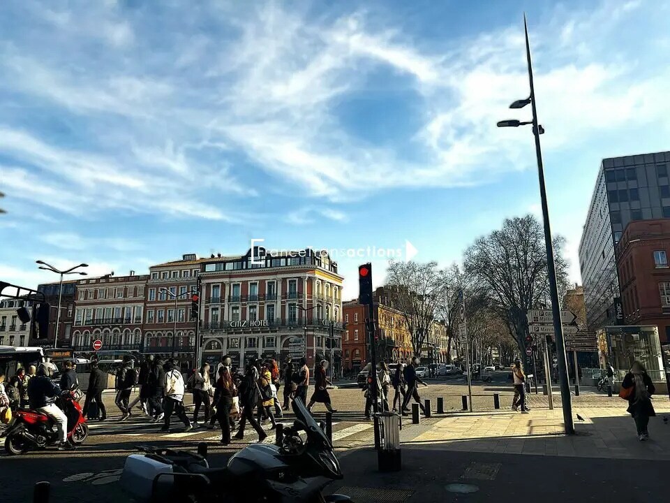 Local commercial dans Toulouse à louer Photo de l’immeuble– Image 1 sur 4