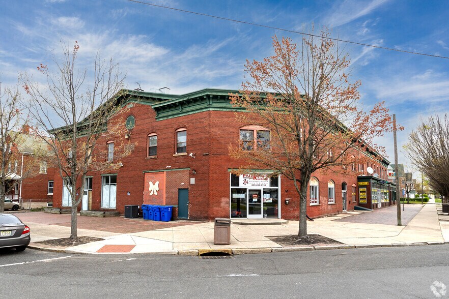49 Main St, Roebling, NJ à louer - Photo de l’immeuble – Image 2 sur 10