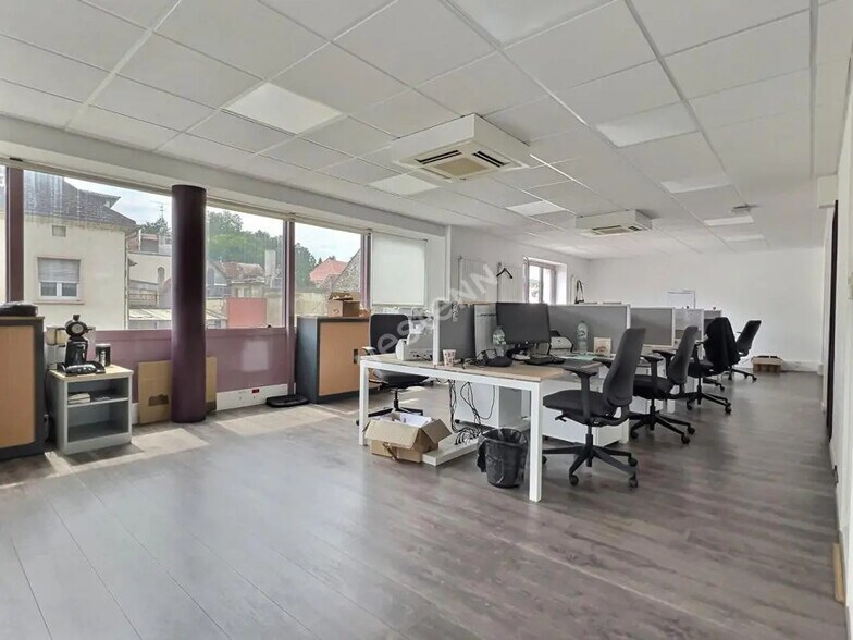 Bureau dans Sarreguemines à vendre - Photo de l’immeuble – Image 2 sur 15