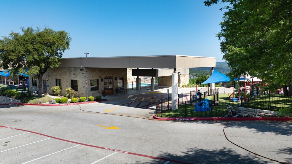 8100 Bee Cave Rd, Austin, TX à vendre - Photo de l’immeuble – Image 3 sur 11