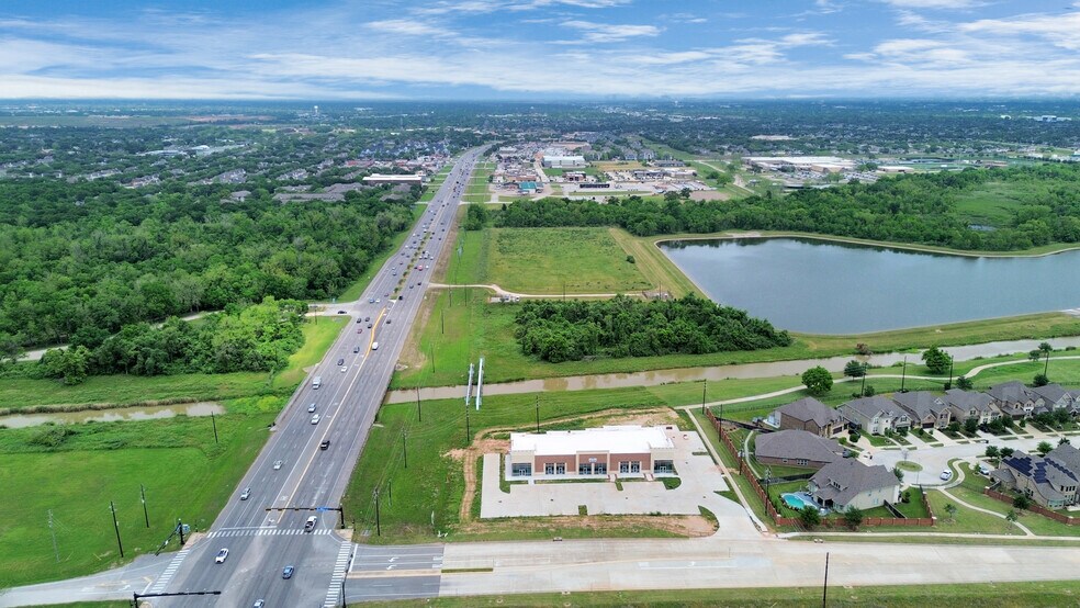 440 Crown Garden Trail, Sugar Land, TX à louer - Photo de l’immeuble – Image 3 sur 27