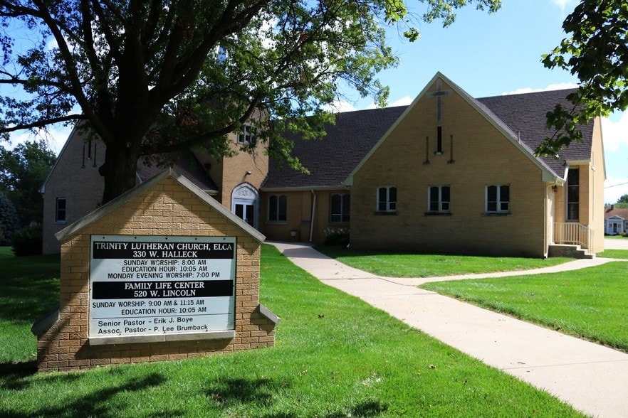 330 W Halleck St, Papillion, NE à louer - Photo principale – Image 1 sur 18