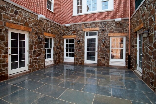 112 W Washington St, Middleburg, VA à louer - Photo de l’immeuble – Image 2 sur 2