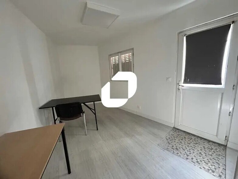 Bureau dans Argenteuil à louer - Photo intérieure – Image 2 sur 9