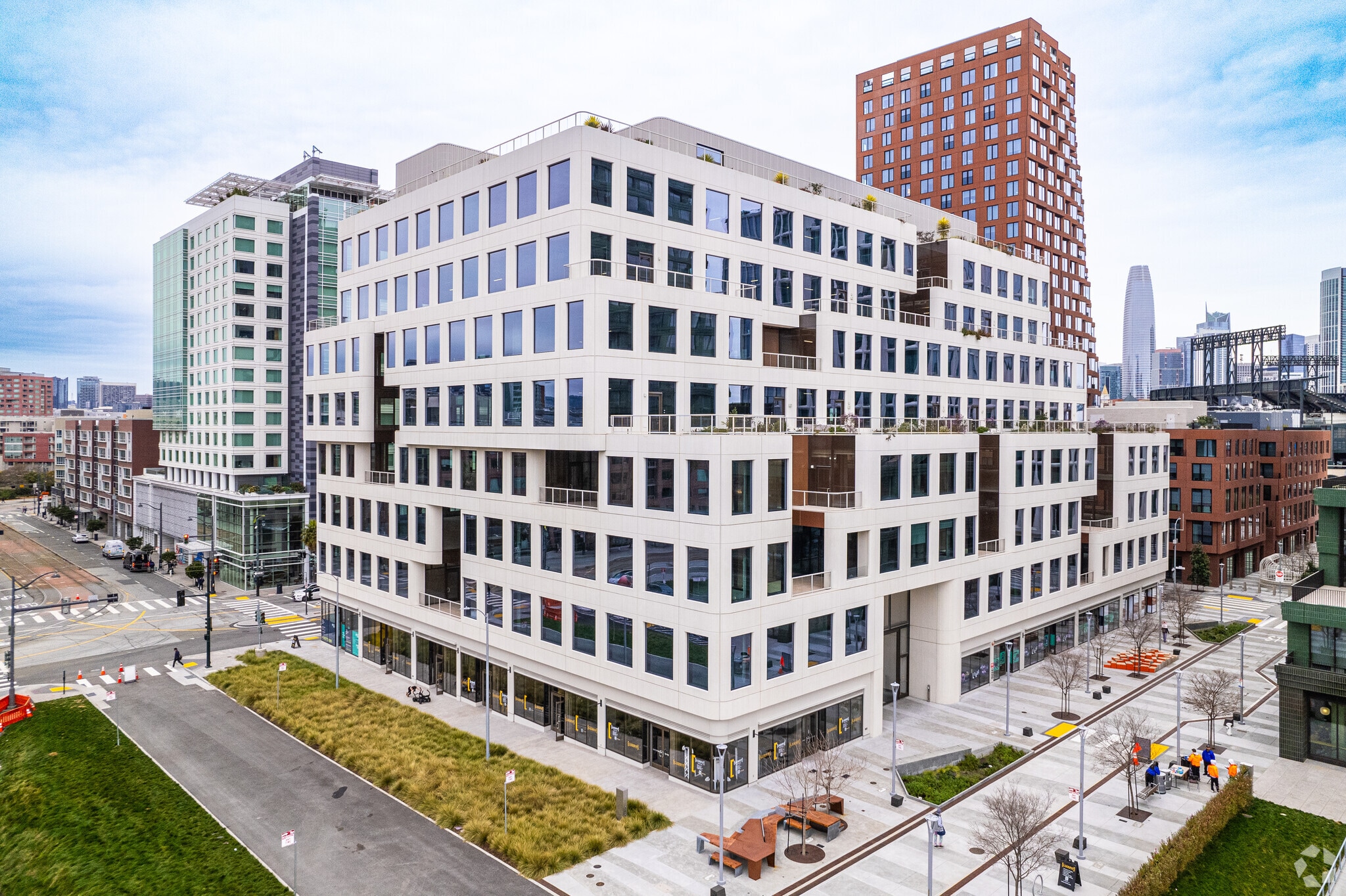 1090 Dr Maya Angelou Ln, San Francisco, CA à louer Photo principale– Image 1 sur 5