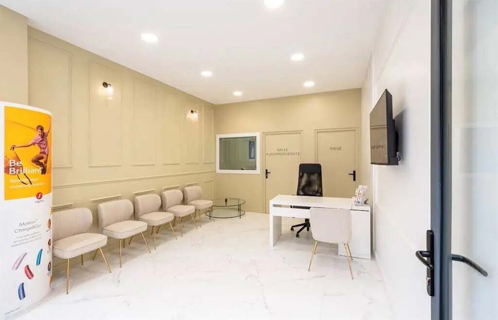 Local commercial dans Neuilly-Plaisance à louer Photo intérieure– Image 1 sur 5