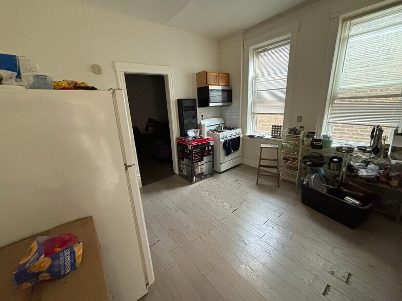 2338 S Kedzie Ave, Chicago, IL à vendre - Photo de l’immeuble – Image 2 sur 5