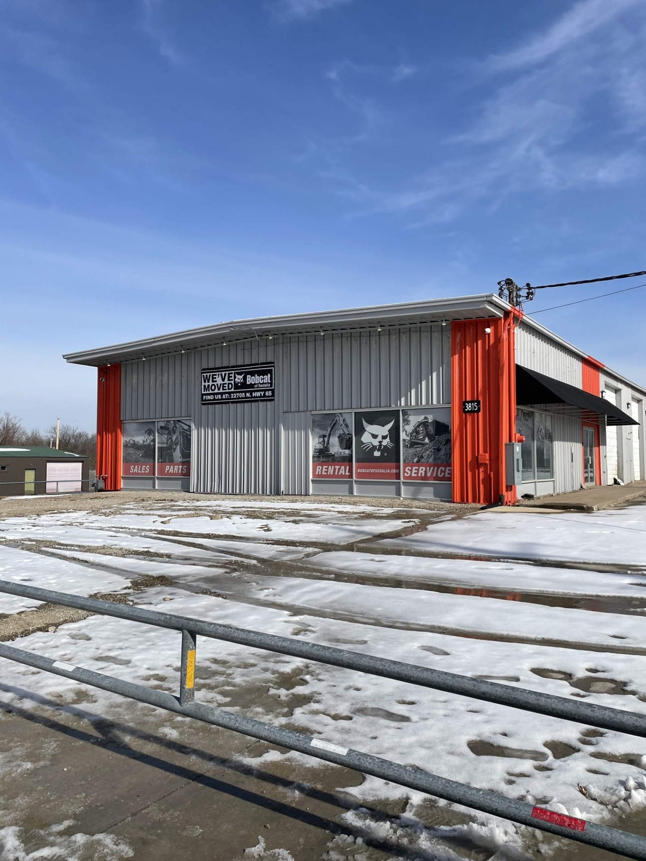 3815 S Limit Ave, Sedalia, MO à louer Photo de l’immeuble– Image 1 sur 12