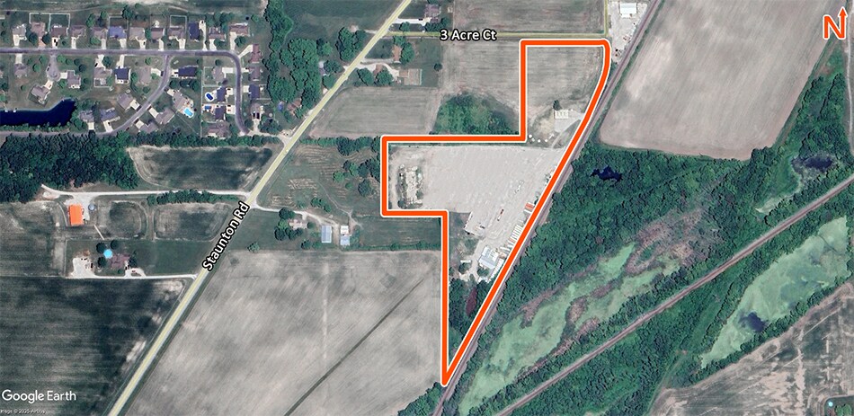 11.31 Acre Site - Multiple Buildings portefeuille de 2 biens à vendre sur LoopNet.fr Photo de l’immeuble– Image 1 sur 3