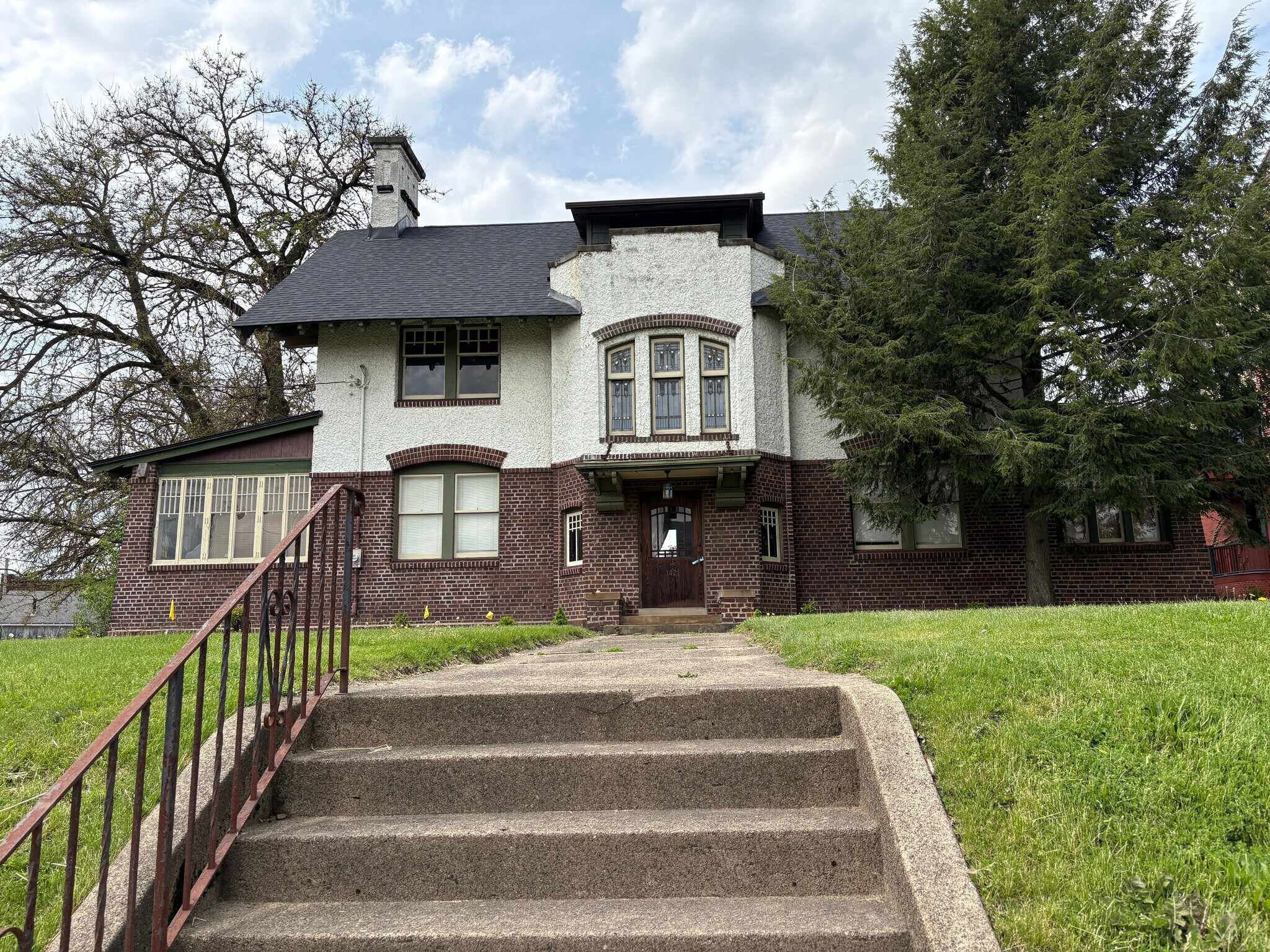 1421 Market Ave N, Canton, OH à vendre Photo principale– Image 1 sur 14