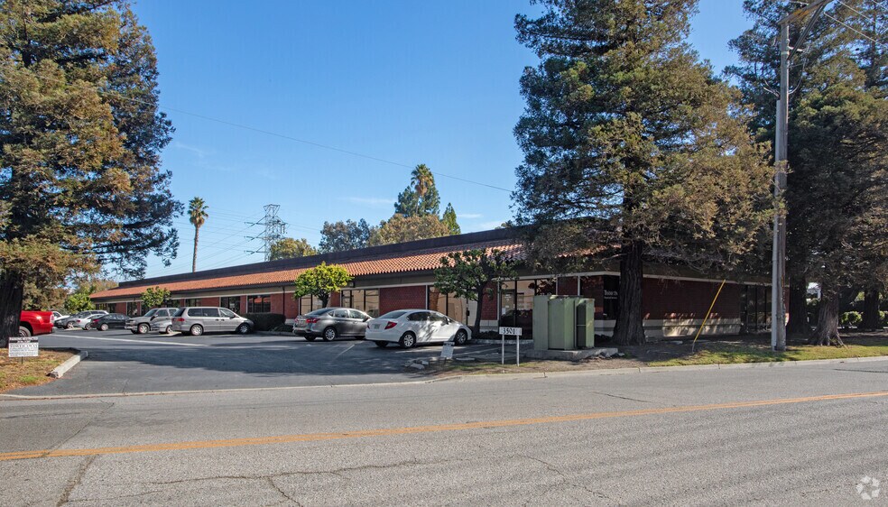 3501 Thomas Rd, Santa Clara, CA à vendre - Photo de l’immeuble – Image 2 sur 4