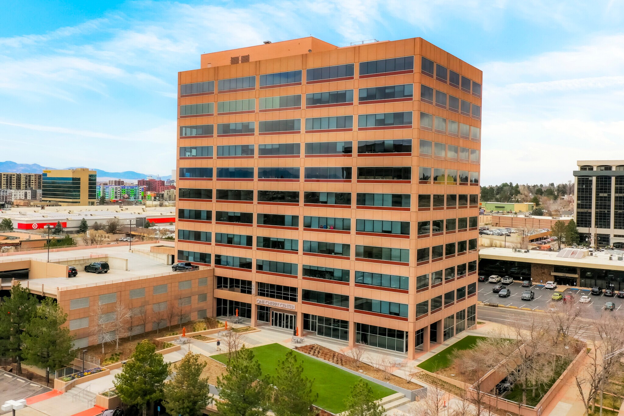 501 S Cherry St, Denver, CO à louer Photo de l’immeuble– Image 1 sur 78