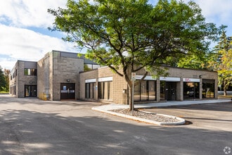 155 Terence Matthews Cres, Ottawa, ON à louer Photo intérieure– Image 1 sur 35