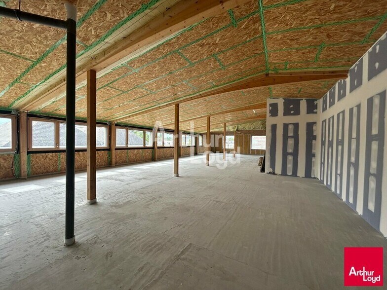 Bureau dans Châteaubourg à vendre - Photo de l’immeuble – Image 3 sur 4