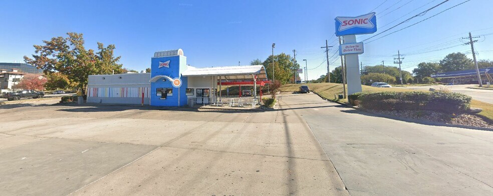 4927 E 91st St, Tulsa, OK à vendre - Photo de l’immeuble – Image 1 sur 1
