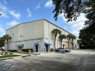 Plus de détails pour 101 Benoist Farms Rd, West Palm Beach, FL - Industriel/Logistique à louer