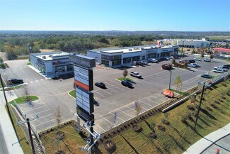 Plus de détails pour 10538 Potranco Rd, San Antonio, TX - Local commercial à louer