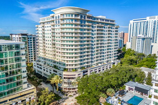 Plus de détails pour 100 S Eola Dr, Orlando, FL - Logement à vendre