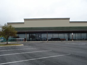 1402-1498 W Old Highway 40, Odessa, MO à louer Photo intérieure– Image 1 sur 4