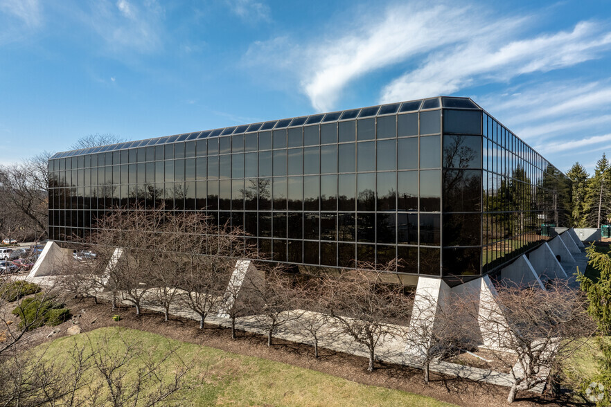 600 Parsippany Rd, Parsippany, NJ à louer - Photo de l’immeuble – Image 2 sur 46