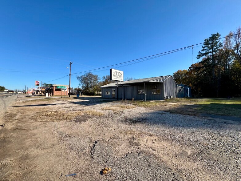 402 Bermuda st, Quitman, TX à vendre - Photo de l’immeuble – Image 3 sur 36