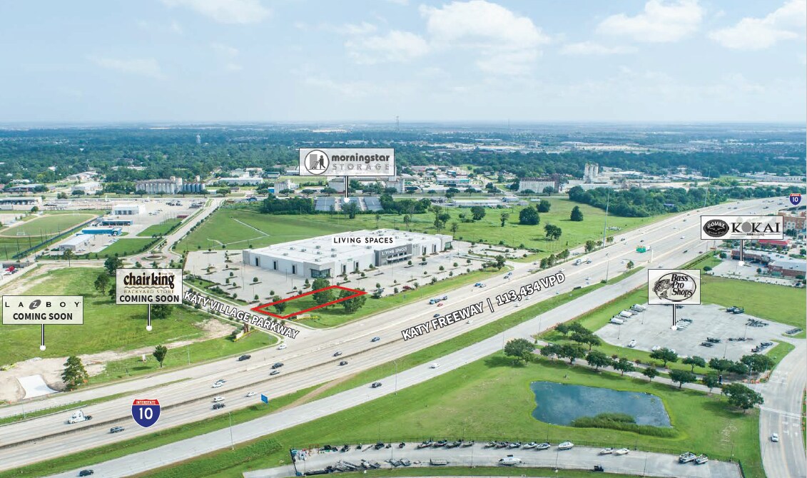 Katy Freeway, Katy, TX à louer Photo de l’immeuble– Image 1 sur 3