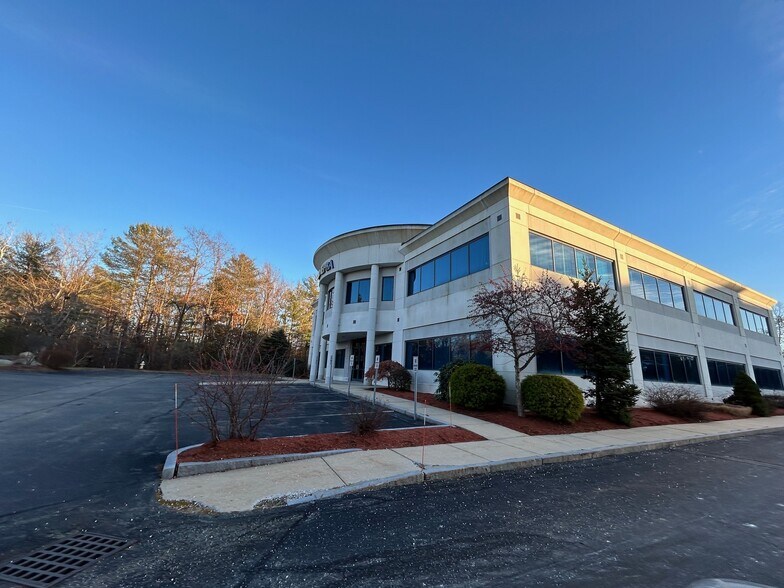 7 Technology Dr, Chelmsford, MA à louer - Photo de l’immeuble – Image 3 sur 5