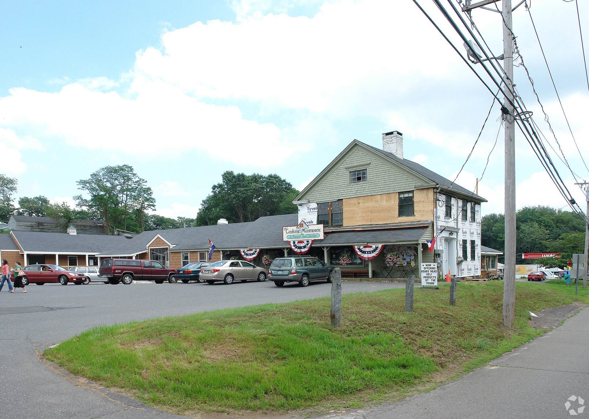 1610 Saybrook Rd, Haddam, CT à louer Photo de l’immeuble– Image 1 sur 8