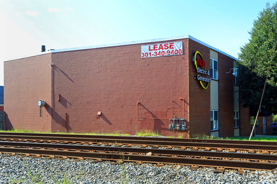 25 Chestnut St, Gaithersburg, MD à vendre - Photo de l’immeuble – Image 2 sur 7