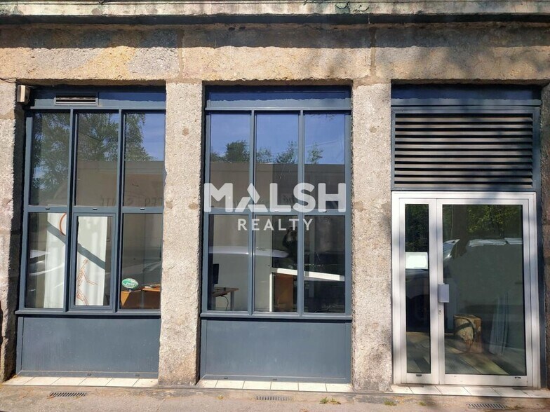 Bureau dans Lyon à vendre - Photo de l’immeuble – Image 1 sur 9