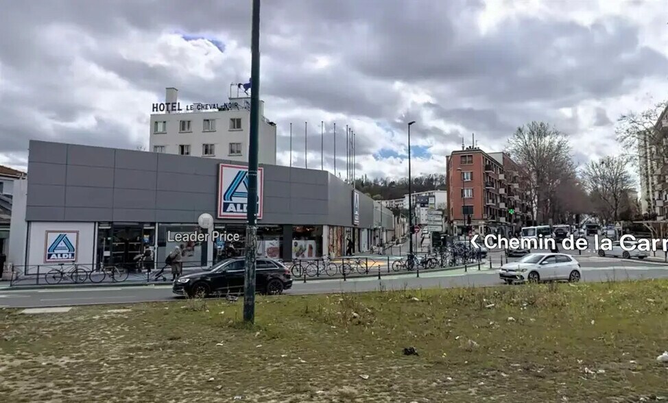 Local commercial dans Pantin à louer - Photo de l’immeuble – Image 3 sur 7