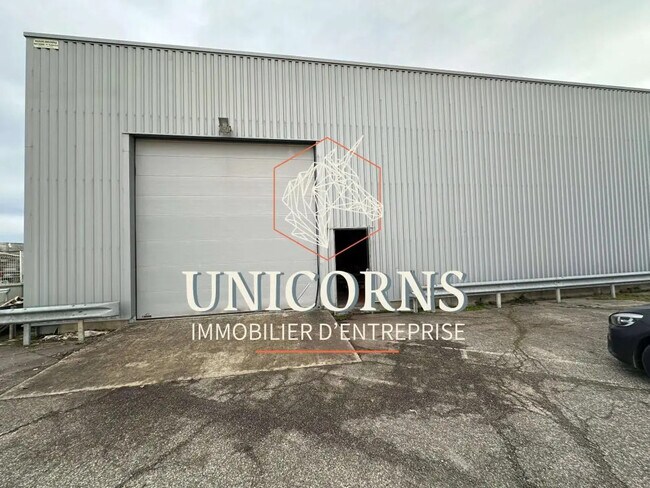 Plus de détails pour Industriel/Logistique à louer