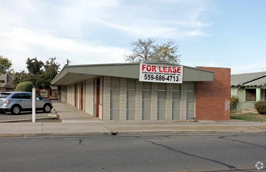 145 N N St, Tulare, CA à louer - Photo de l’immeuble – Image 2 sur 11