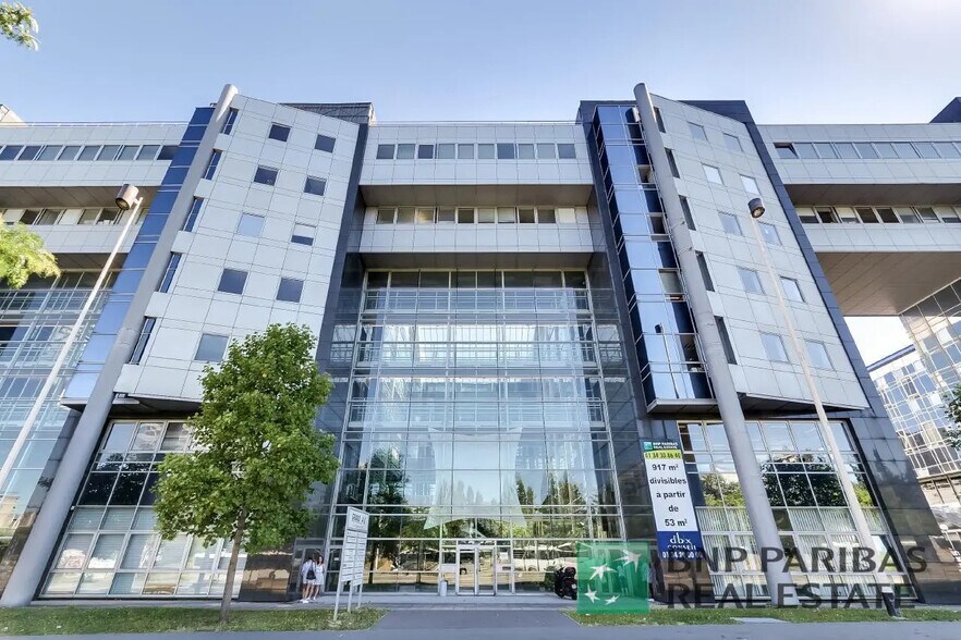 Bureau dans Cergy à louer - Photo de l’immeuble – Image 2 sur 27