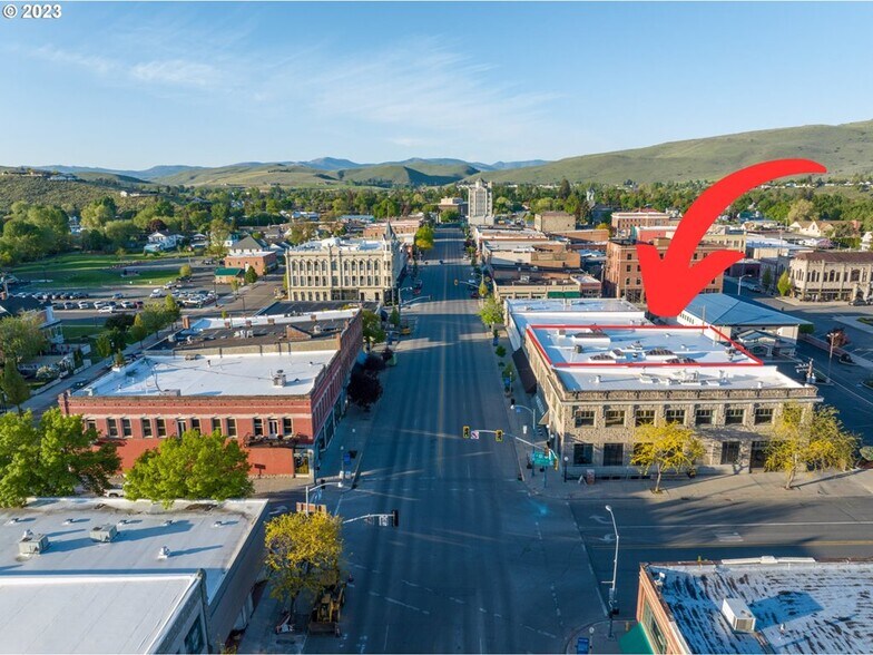 2021 Main St, Baker City, OR à vendre - Photo de l’immeuble – Image 3 sur 6