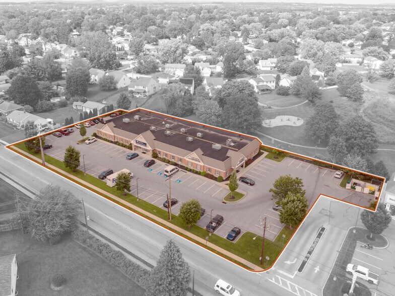 5665 Main St, East Petersburg, PA à vendre - Photo principale – Image 1 sur 9