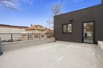 719-723 Forest Ave, Staten Island, NY à louer Photo intérieure– Image 2 sur 5