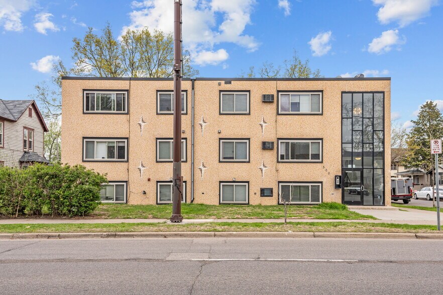 500 W 28th St, Minneapolis, MN à vendre - Photo de l’immeuble – Image 2 sur 17