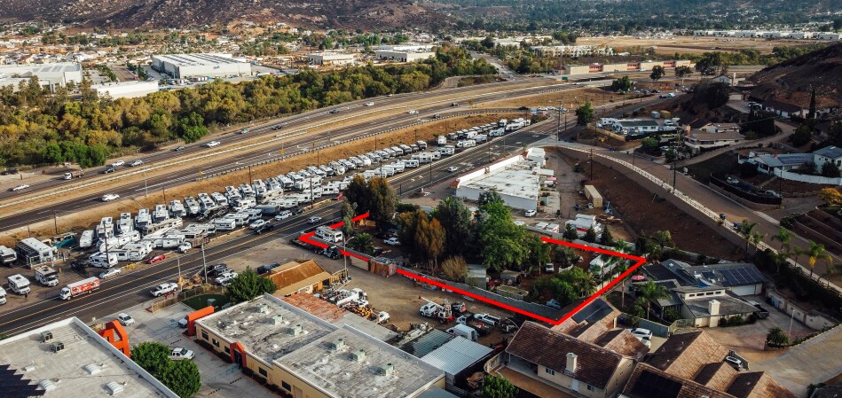 11529 Woodside Ave, Santee, CA à louer - Aérien – Image 2 sur 13