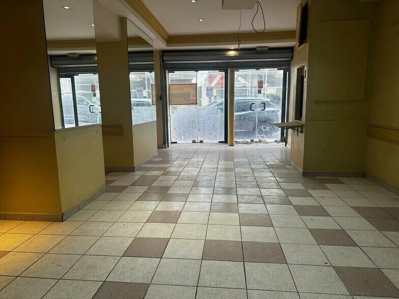 Local commercial dans Nice à louer - Photo de l’immeuble – Image 3 sur 6