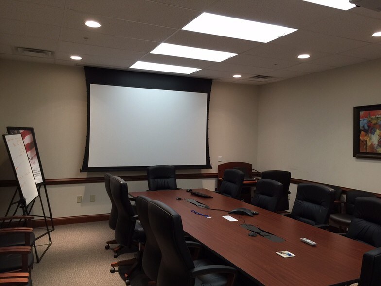 2685 Hibiscus Way, Beavercreek, OH à vendre - Photo de l’immeuble – Image 3 sur 9