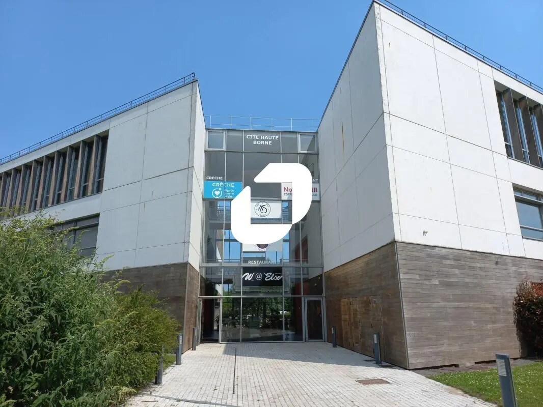 Local commercial dans VILLENEUVE-D'ASCQ à louer Photo de l’immeuble– Image 1 sur 11