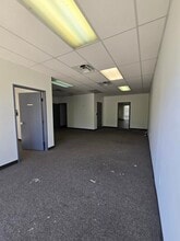 4303 Vineland Rd, Orlando, FL à louer Photo intérieure– Image 2 sur 8