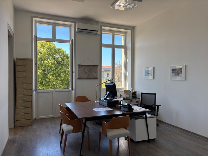 Bureau dans Bordeaux à louer Photo intérieure– Image 1 sur 16