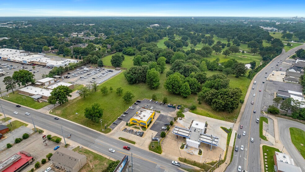 901 S. Caraway Rd, Jonesboro, AR à vendre - Photo de l’immeuble – Image 3 sur 32