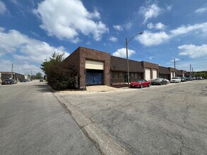 9119-9136 Medill Ave, Franklin Park, IL à louer Photo de l’immeuble– Image 2 sur 5