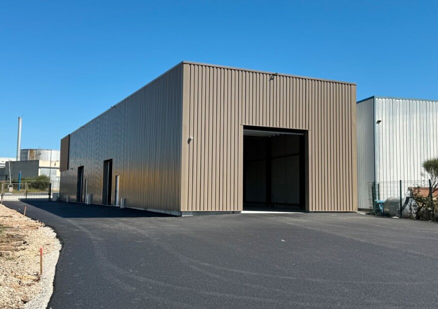 Local d’activités dans Sorgues à louer Photo principale– Image 1 sur 6