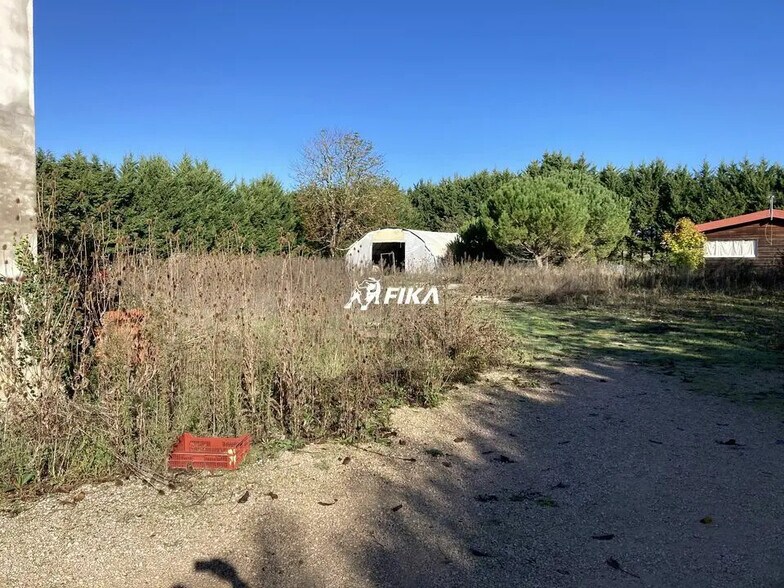 Terrain dans Monferran-Savès à vendre - Photo de l’immeuble – Image 3 sur 4