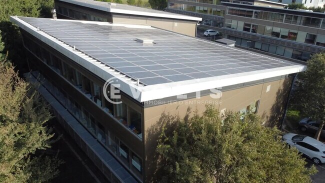 Plus de détails pour 1300 Route De L'Aerodrome, Avignon - Bureau à louer